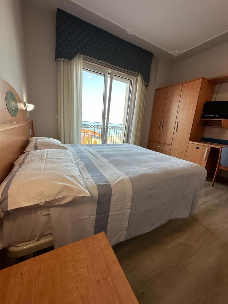 Hotel Costa Verde Pineto Extérieur photo